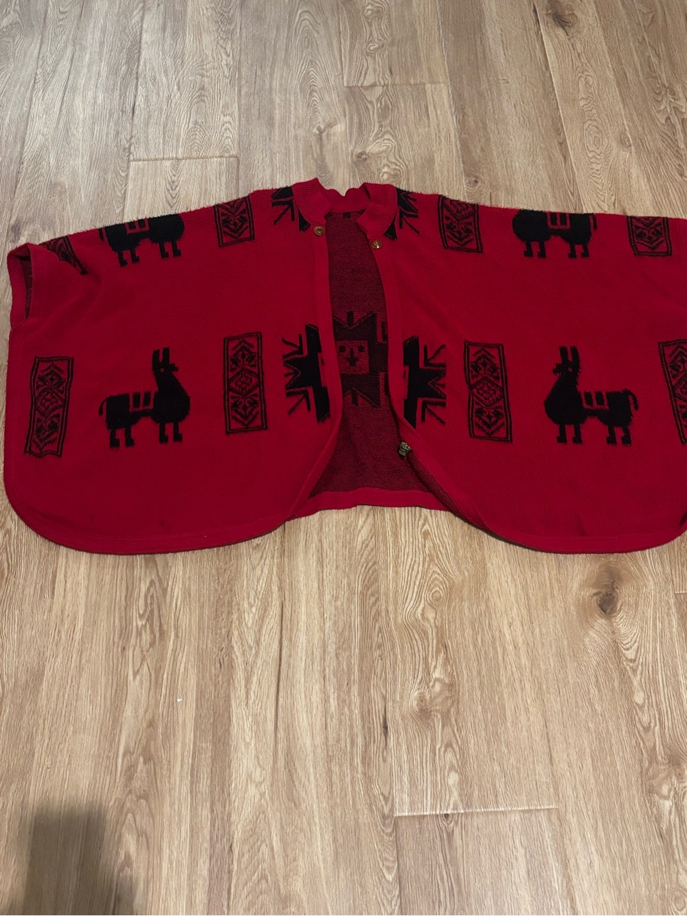 vintage red and black cape poncho by Tejidos Imalaya  100% heavyweight wool